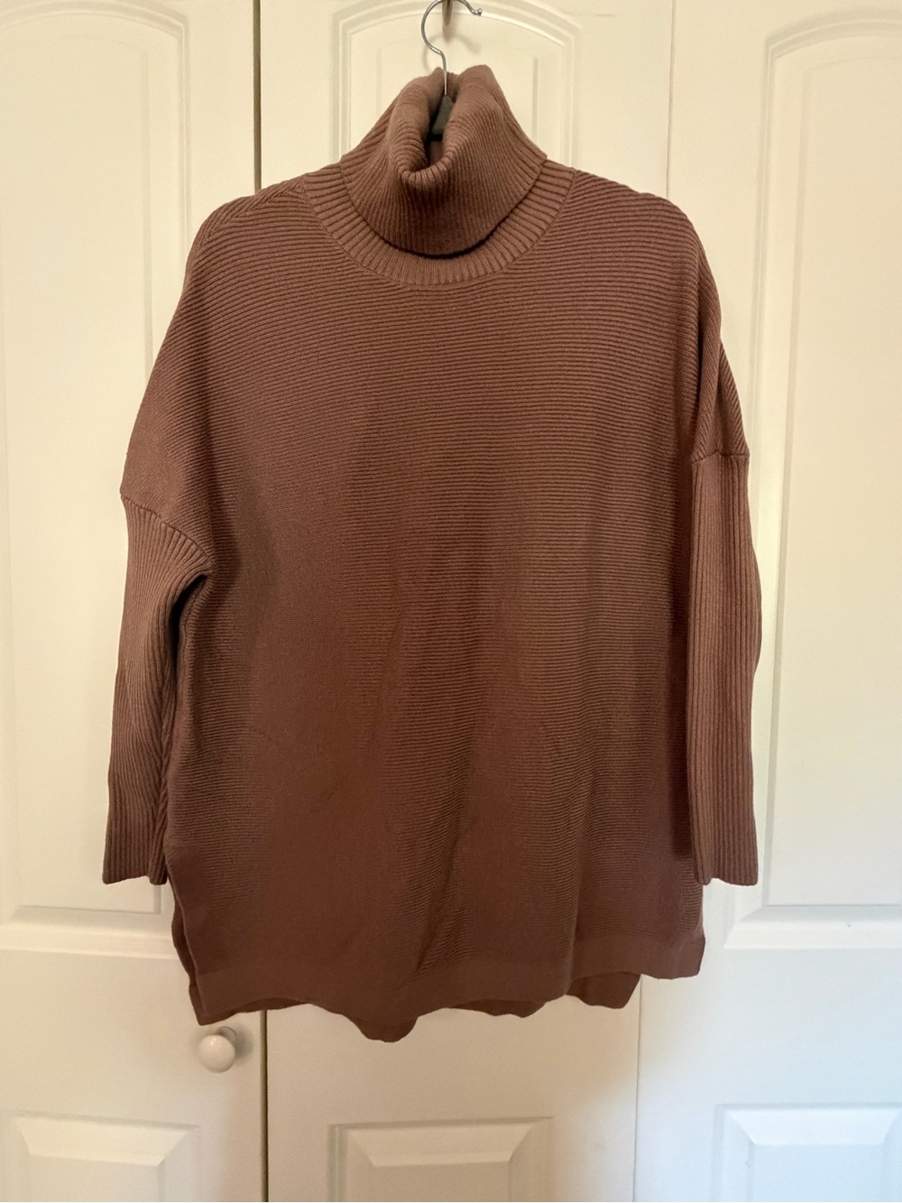 Women’s Chocolate Brown Turtleneck Sweater - Relaxed Ribbed Knit
